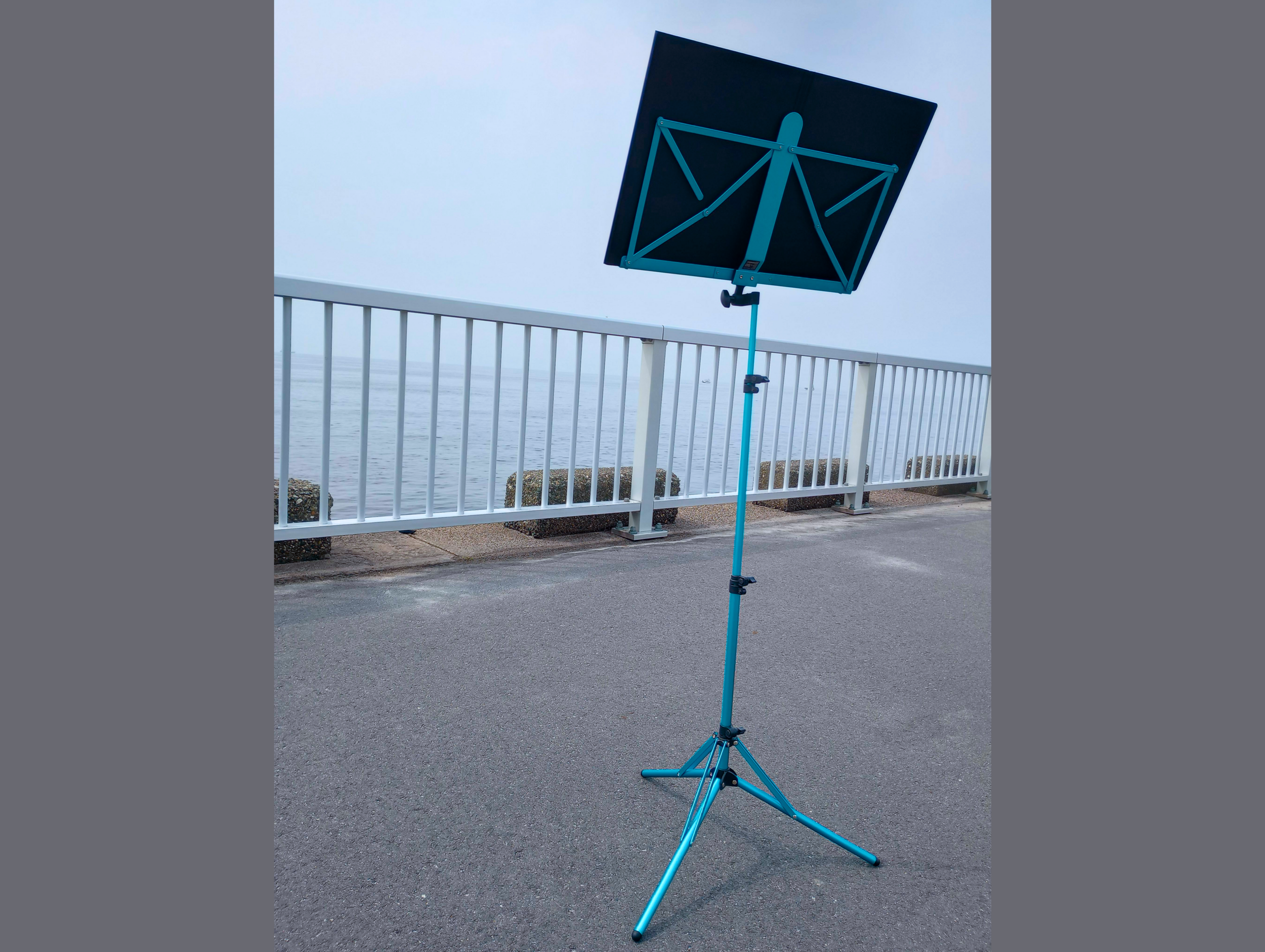 カラー譜面台　シャイニーカラー　推しカラー　水色　ライトブルー　アクアマリン